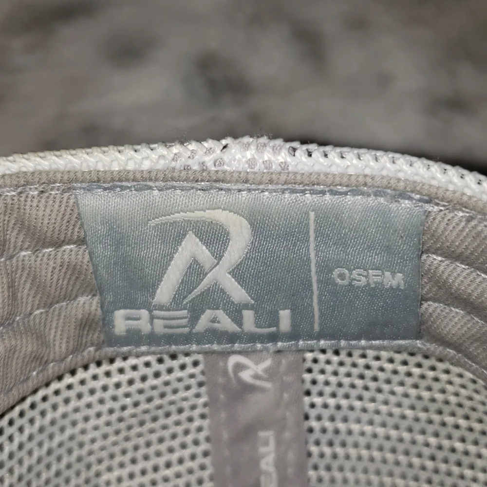 Reali Hat - Picture 4 of 6